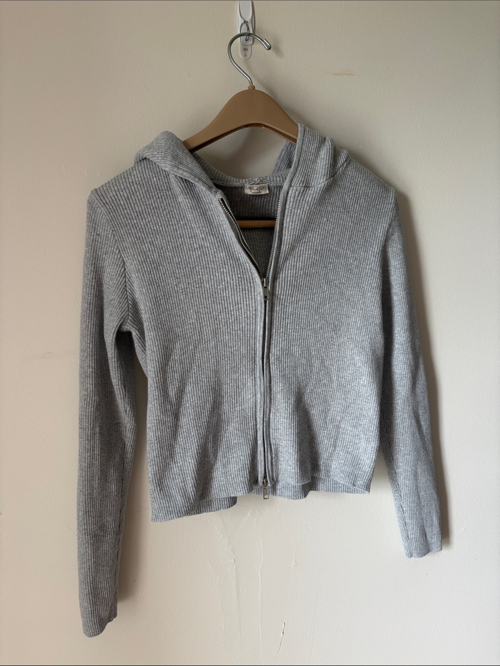 Brandy Melville- Grey Zip Up Hoodie